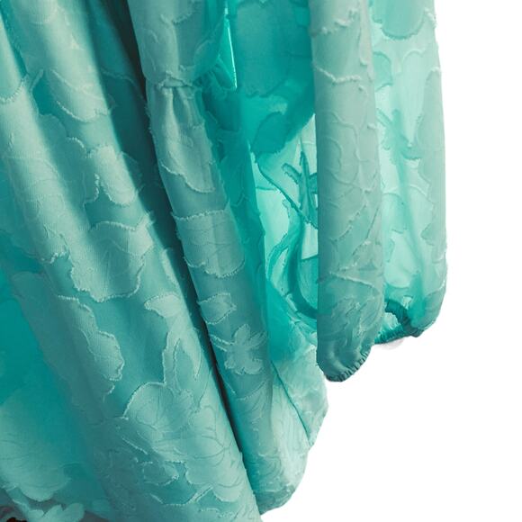 LANE BRYANT Top NWT  26/28 Long Sleeves Lined Sheer V-Neck Tie Back Burnout - Picture 10 of 14